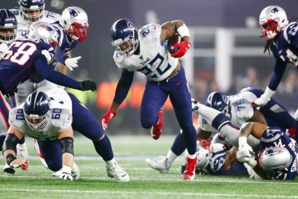 アメフト NFL公式 テネシー・タイタンズ パーカー Lサイズ ネイビー【新品】 アメフト NFL公式 テネシー・タイタンズ パーカー Lサイズ